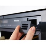 KWT 6422 iG Miele Built-in Wine Cabinet for 33 bottles in Obsidian Black glass - Image 4