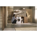 WCD020 WCS 8kg Miele Free-standing 8.0kg Washing Machine in Lotus white - Image 3
